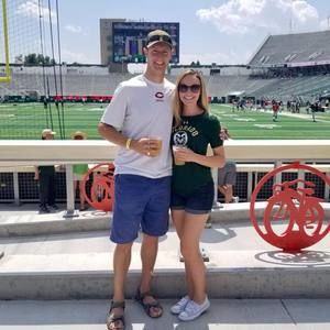 Meet your Posher, Lauren